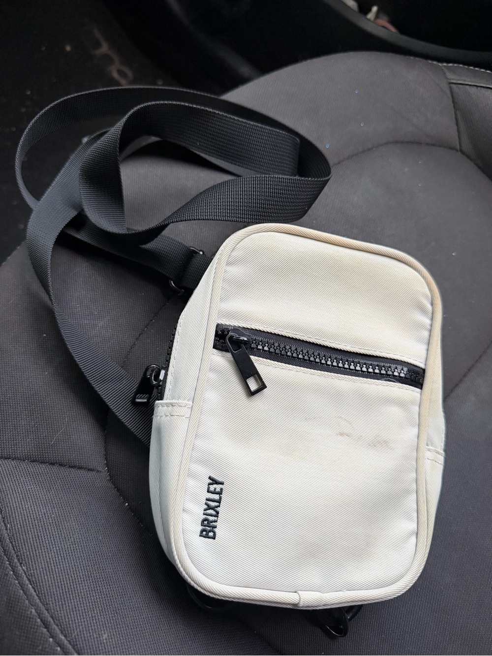 Brixley Crossbody Sling in Coastal